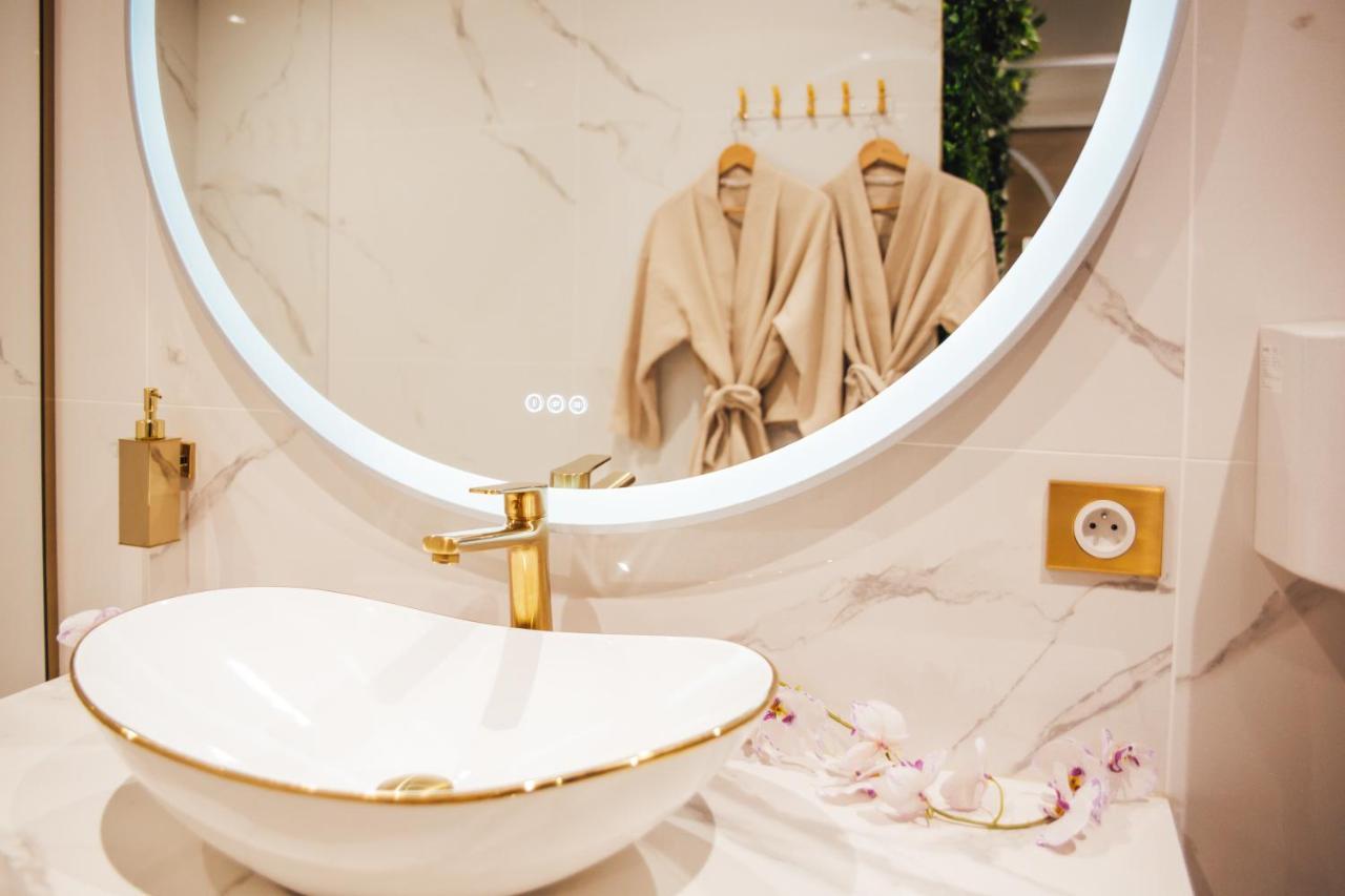 La Suite 176 - Piscine Privee, Spa, Hammam A Ρενς Εξωτερικό φωτογραφία
